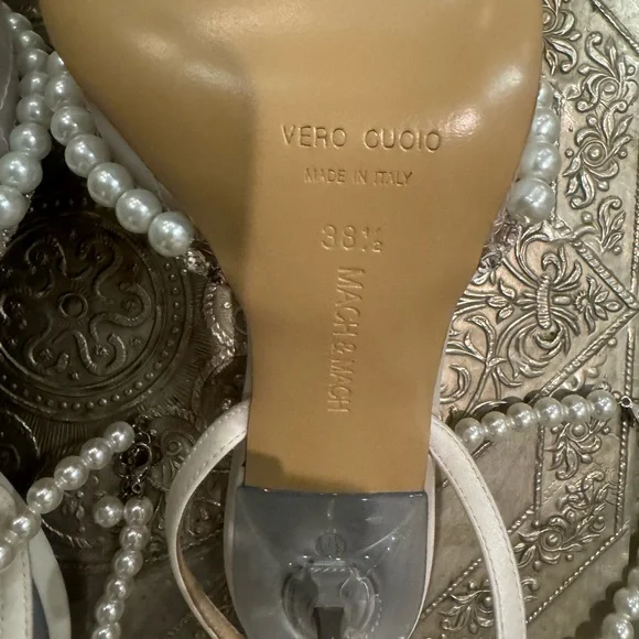 NWOT Mach & Mach Bow of Elizabeth heels. Size 38.5 - Picture 9 of 10